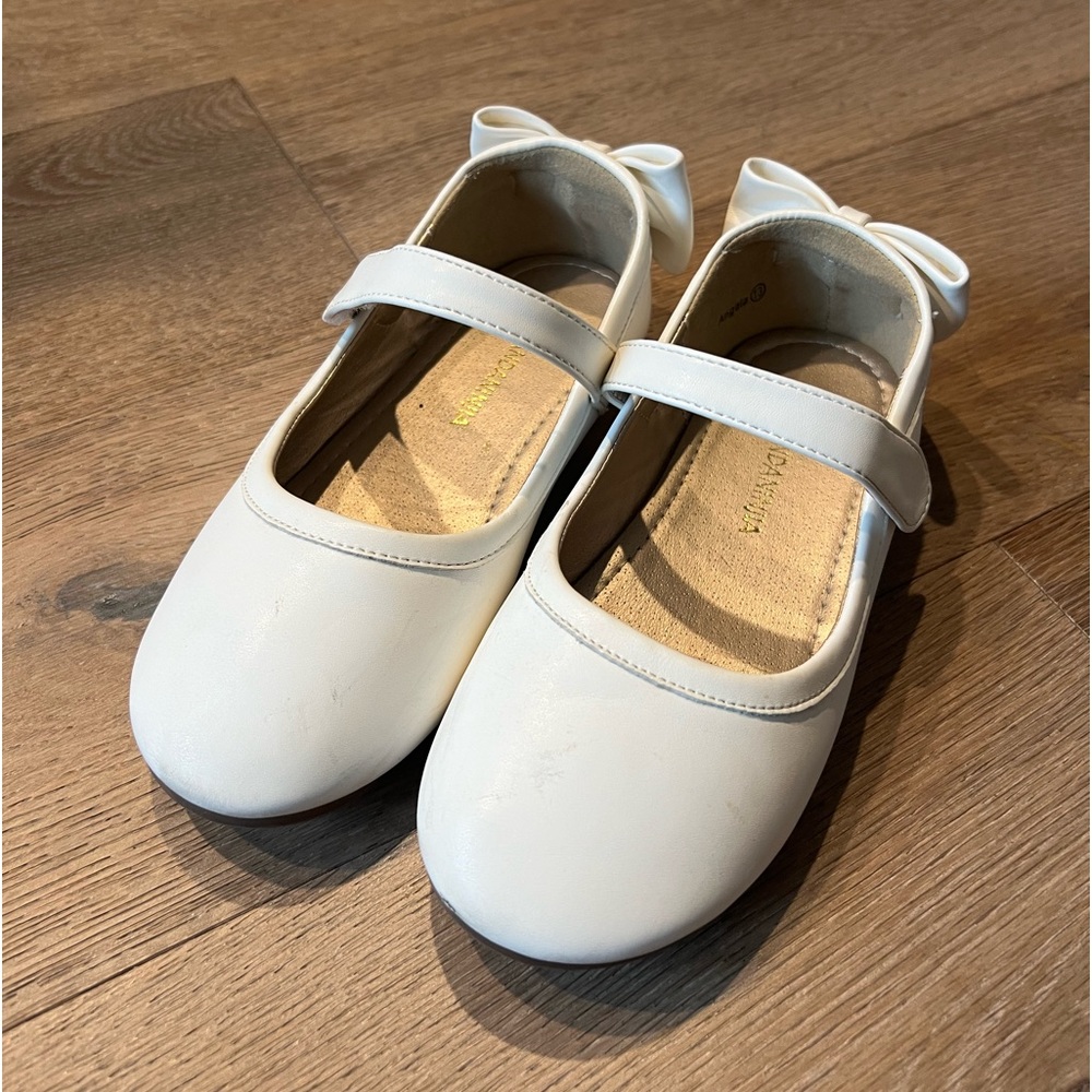 Girls size 13 dress shoes